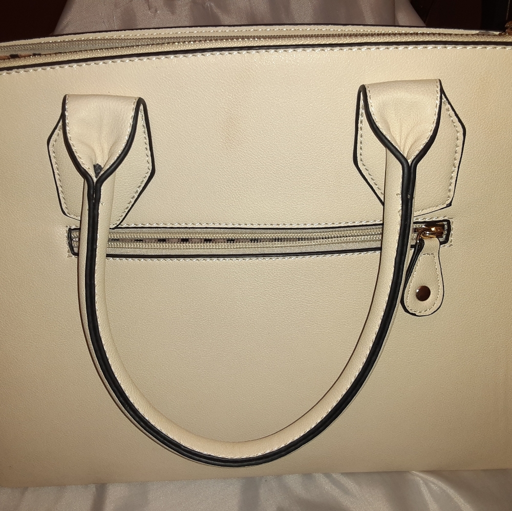 Purse - Picture 8 of 8